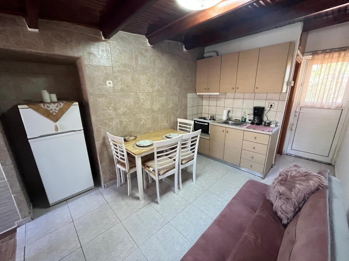 Artemis Apartment Near Athens Airport Exterior photo