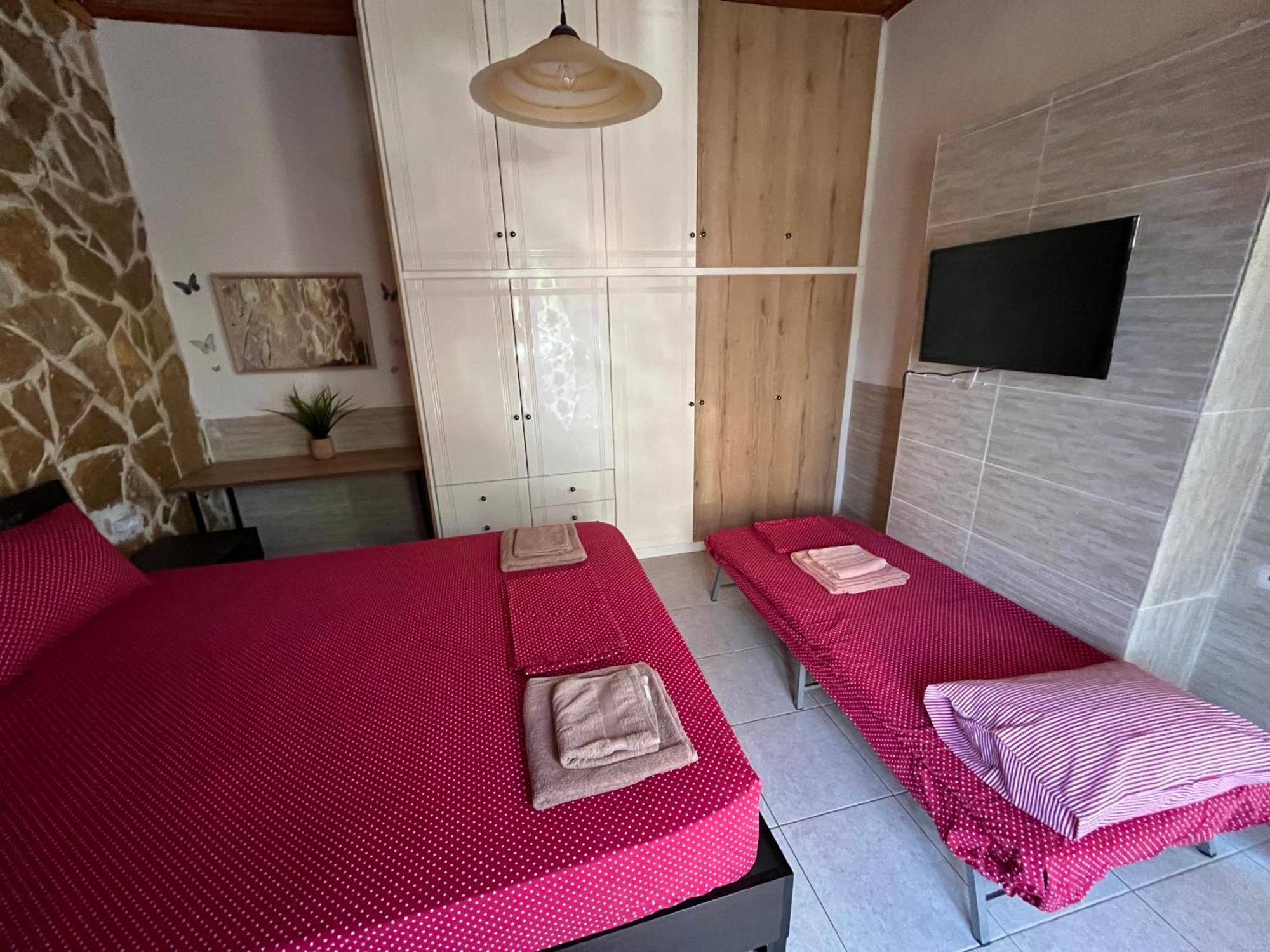 Artemis Apartment Near Athens Airport Exterior photo